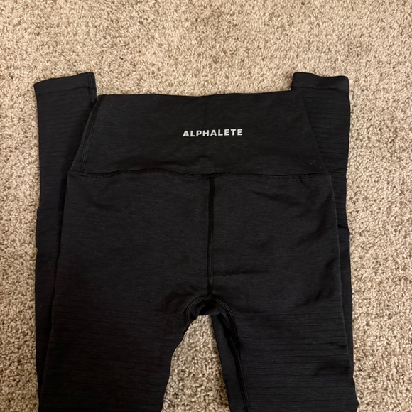 OG ALPHALETE LEGGINGS - Picture 2 of 3